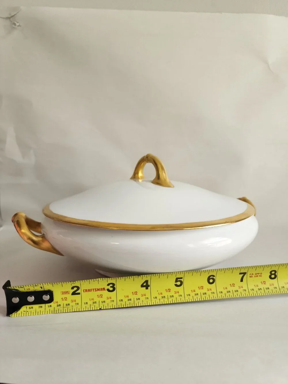 Vintage Heinrich & Co H&C Selb Bavaria Covered Serving Bowl White Gold Trim